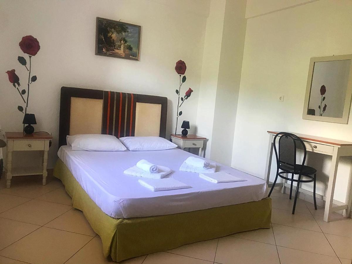 Teo Apartments Gouvia Bagian luar foto